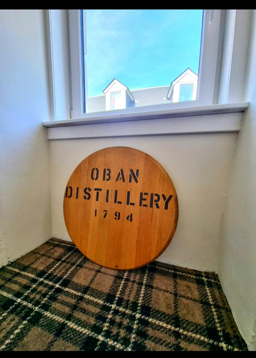 The Distillers Den Oban Exterior foto